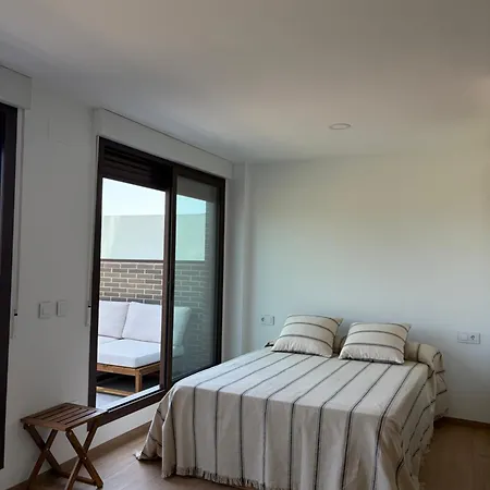Nuevo En Marinas, * Dénia